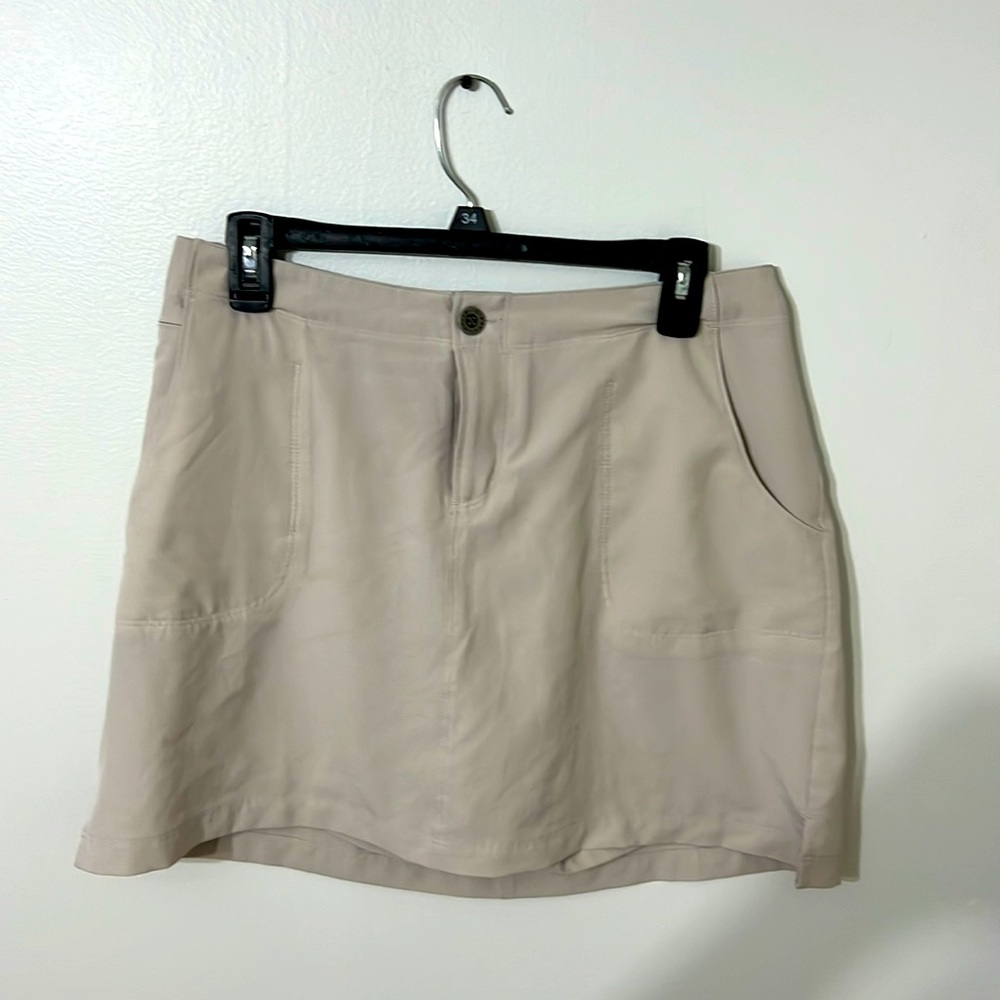 Cute White Sierra skort.  Great summer wear. Casual